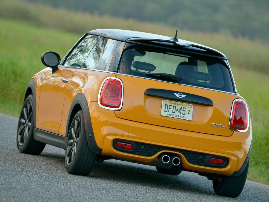  Mini Cooper S 2014 года  (US) (фото 10 из 25)